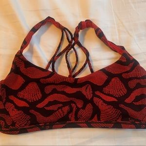 Lululemon sports bra